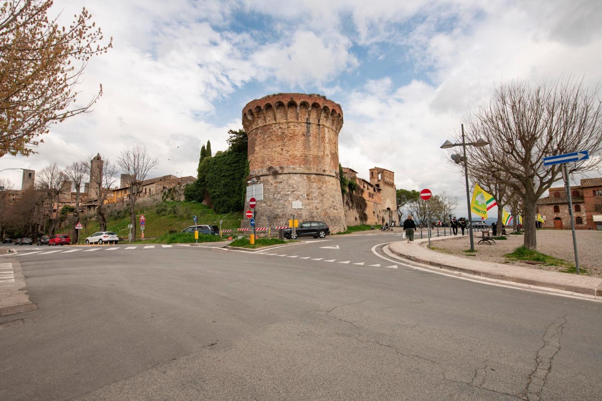 Bellavista Free Parking City Center San Gimignano Dış mekan fotoğraf
